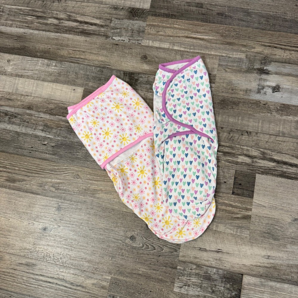 SwaddleMe Size SM/MED Lot of 2 Multicolor Sun Heart Print Swaddle Wraps